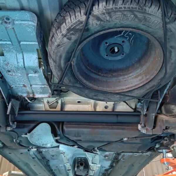 230626 2000 Peugeot 306 Axle Wheel Carreir and ARB painted 3