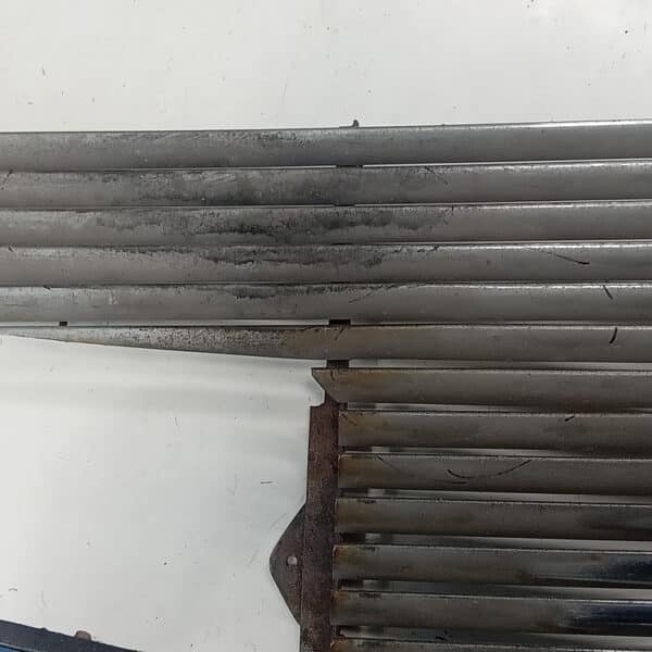 240626 1954 Aston Martin DB2 Damaged Chromework 11