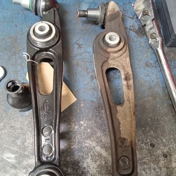 240626 2014 Range Rover Sport New Lower Arm 2