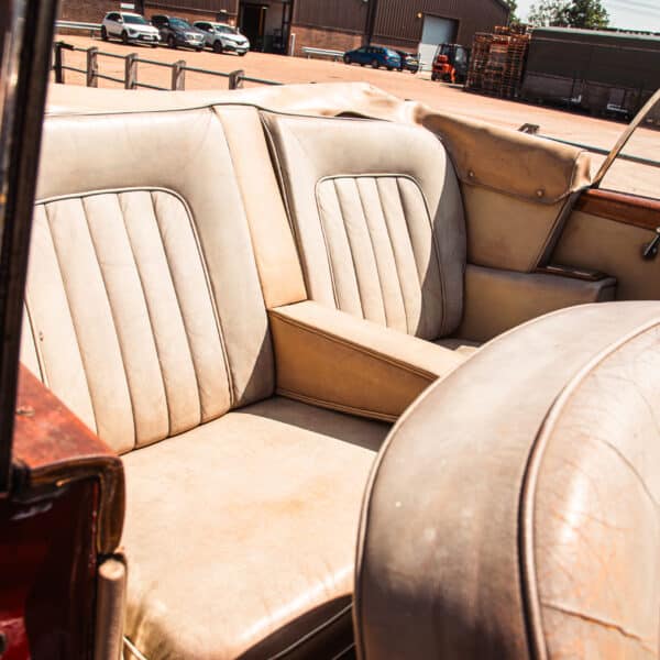 250626 1952 Bentley MkVI Drophead Coupe Arrival 7