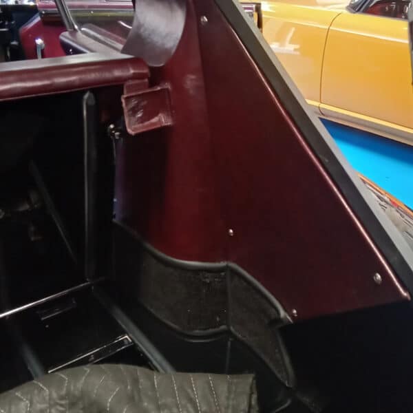 250626 1953 Aston Martin DB2 Rear Boot Panels 2