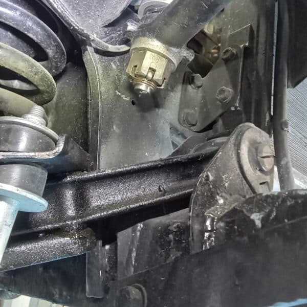 260626 1967 Austin Healey 3000 Distributor Cap Steering Idler Clutch Pedal 2