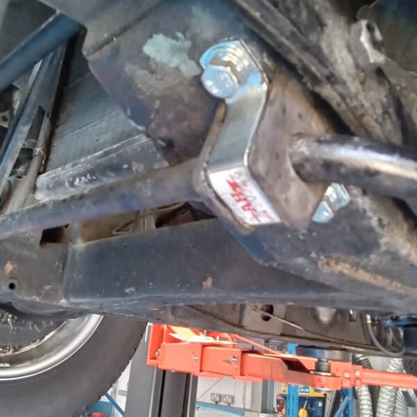 260626 1967 Austin Healey 3000 Oil Filter ARB Brackets Fuel 15