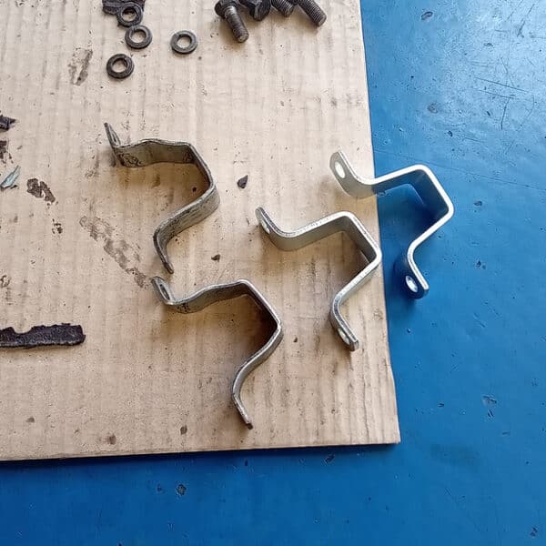 260626 1967 Austin Healey 3000 Oil Filter ARB Brackets Fuel 17