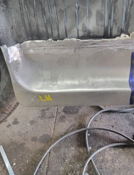 280526 1958 Rover 90 Left Wing Repaired 5