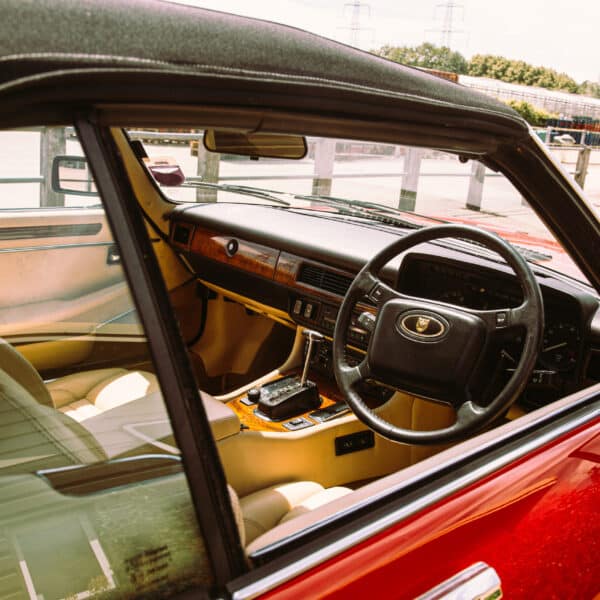 300626 1990 Jaguar XJS Arrival 5
