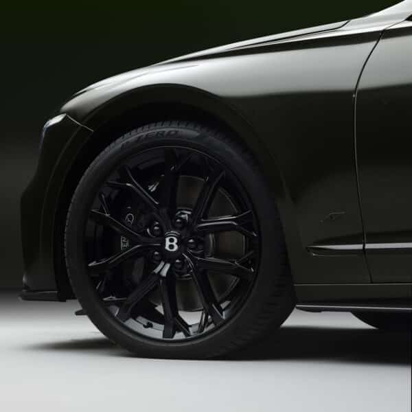 New Flying Spur 14