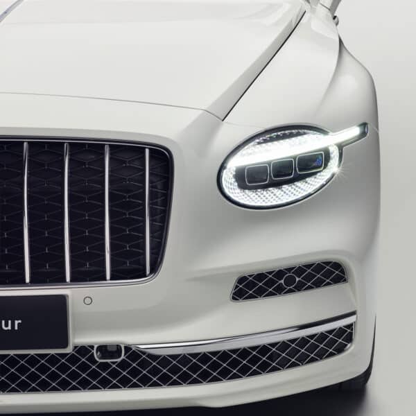 New Flying Spur 19