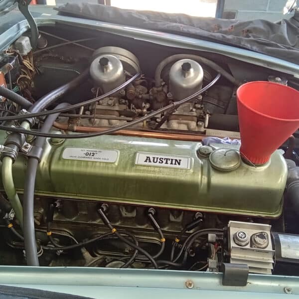 010726 1967 Austin Healey 3000 Run Up 2
