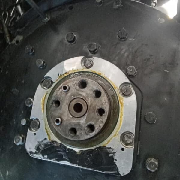 020726 1939 Jaguar SS100 Oil Leak 5