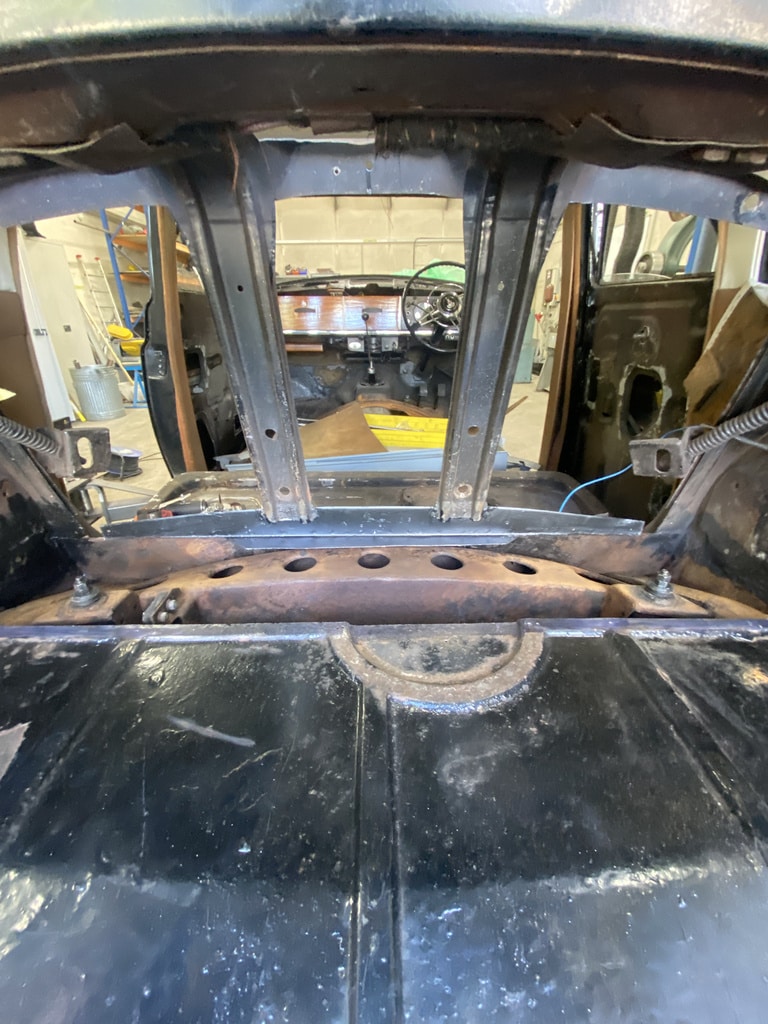 020726 1958 Rover 90 Rear Section Painted 2