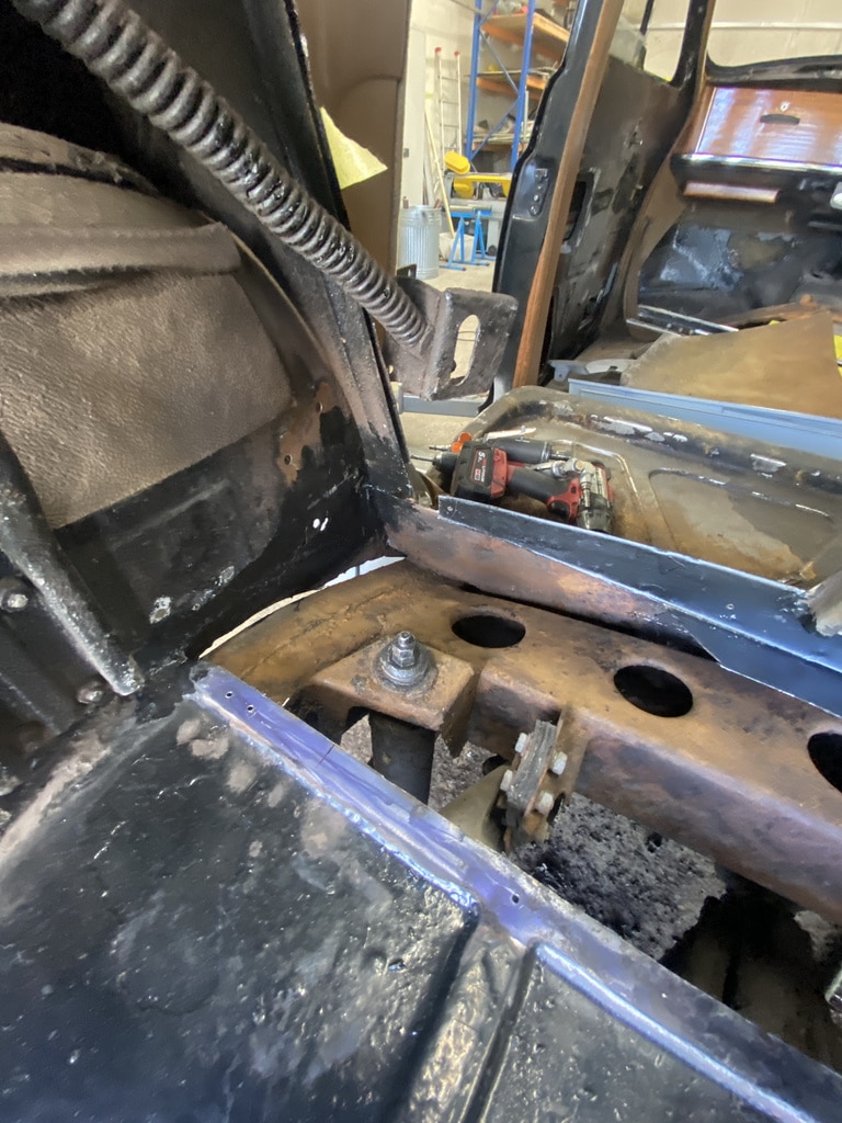 020726 1958 Rover 90 Rear Section Painted 3