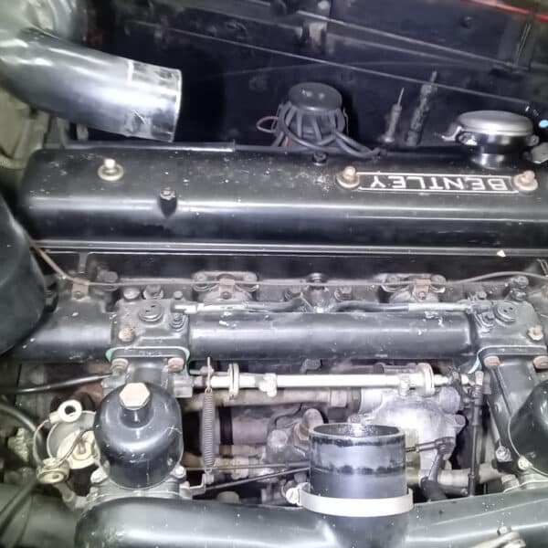 030726 1952 Bentley MkVI Drophead Prep for Start 23
