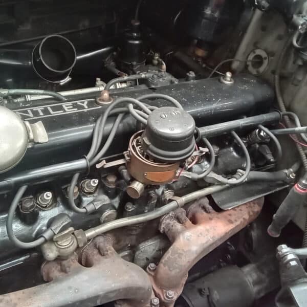 030726 1952 Bentley MkVI Drophead Prep for Start 4