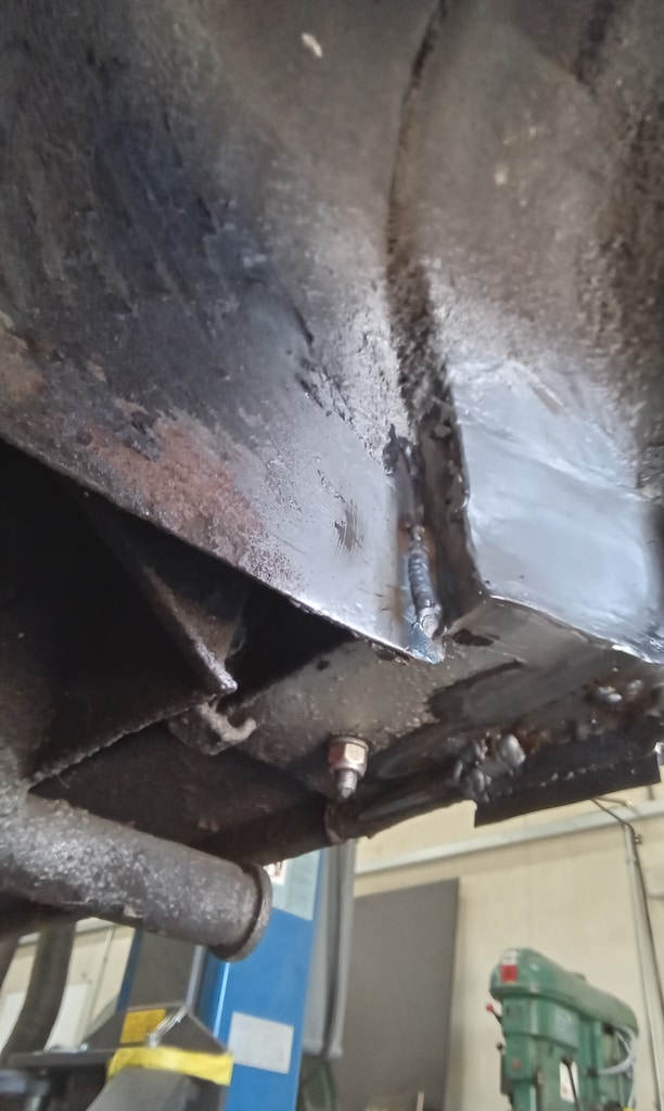 030726 1958 Rover 90 Arch Seam Welded