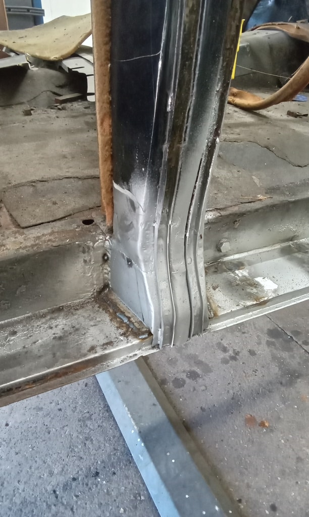 030726 1958 Rover 90 B Pillar Welded