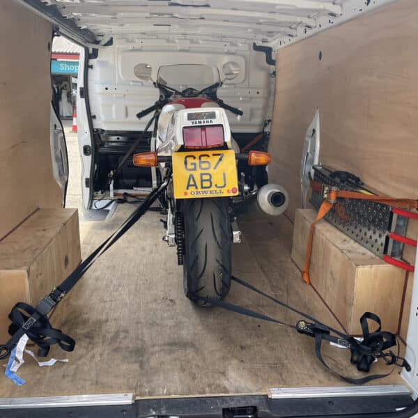 030726 1990 Yamaha FZR1000 Collected from Selfs