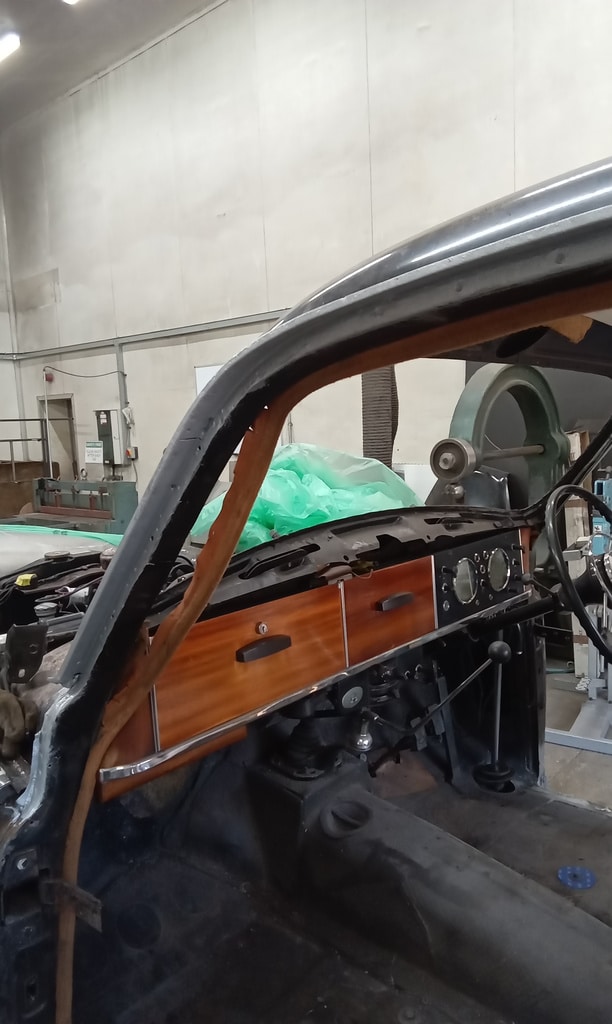 070726 1958 Rover 90 Body under channels repaired and treated 3