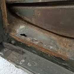 070726 1958 Rover 90 Floor Repairs 2