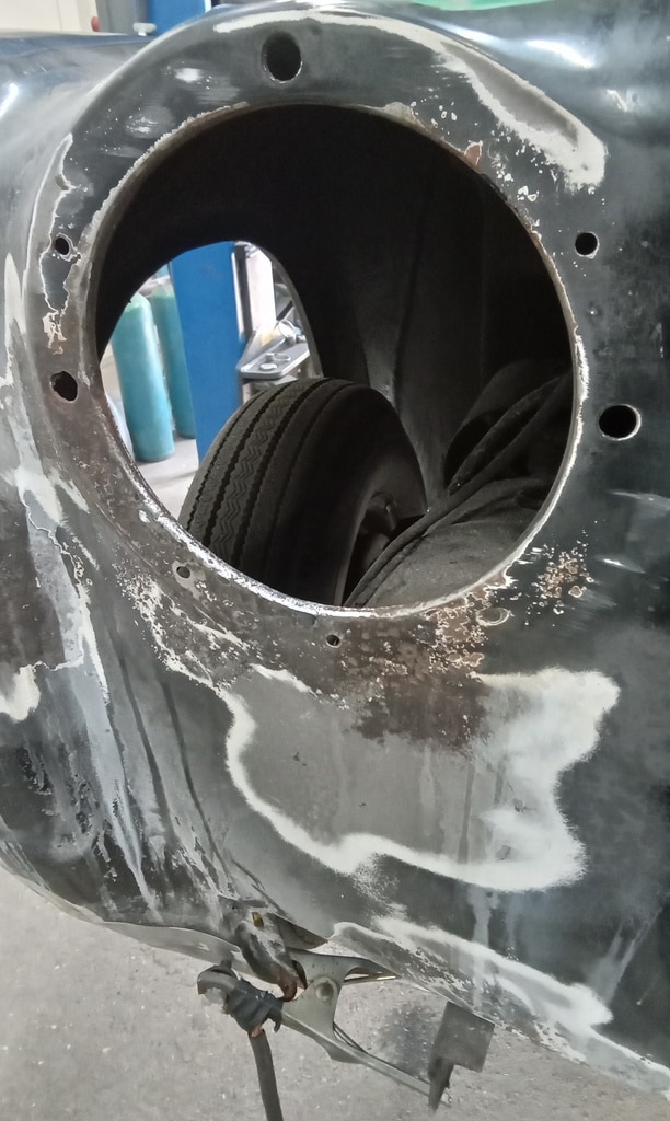 070726 1958 Rover 90 Headlight Repair 2