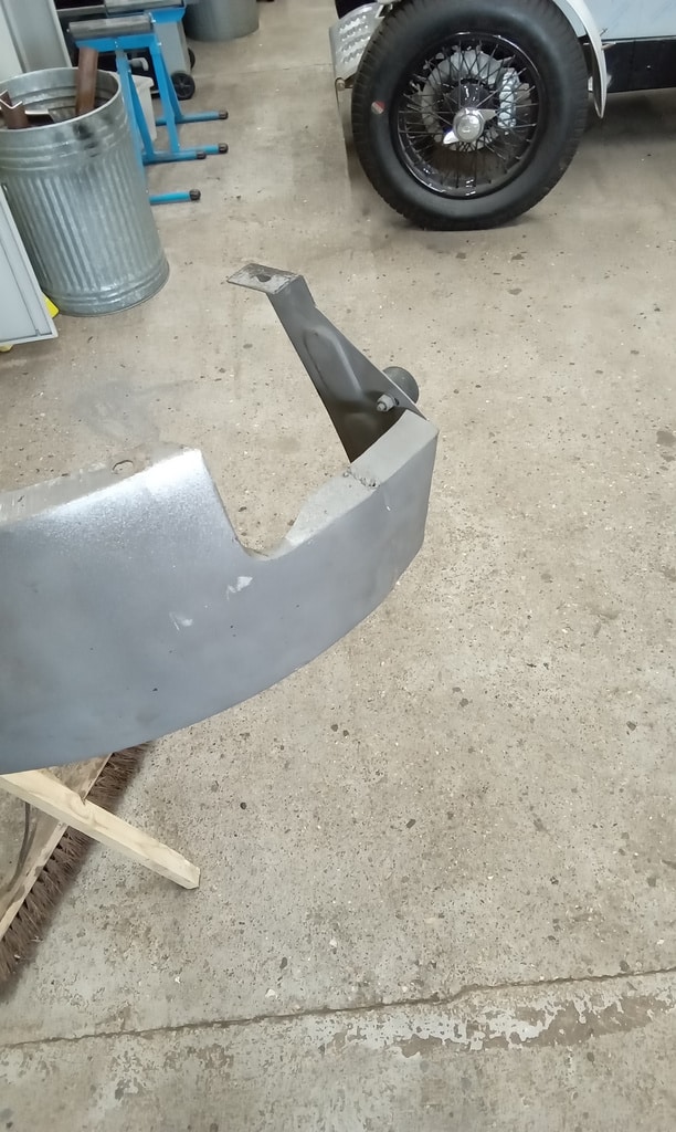 070726 1958 Rover 90 Panel Straightened