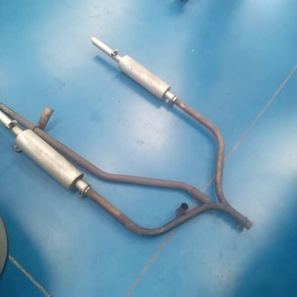 070726 1962 Lotus Elite Oil Leaks 12
