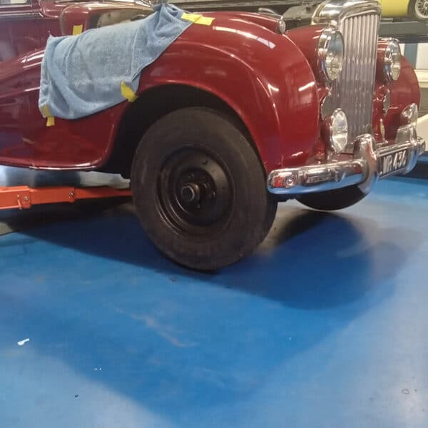 080726 1952 Bentley MkVI Drophead Drums Refitted to make mobile
