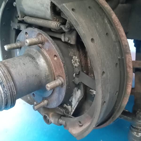 080726 1952 Bentley MkVI Drophead Front Brakes and Hood Removed 9