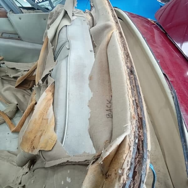 080726 1952 Bentley MkVI Drophead Hood and Headliner Strip Down 3