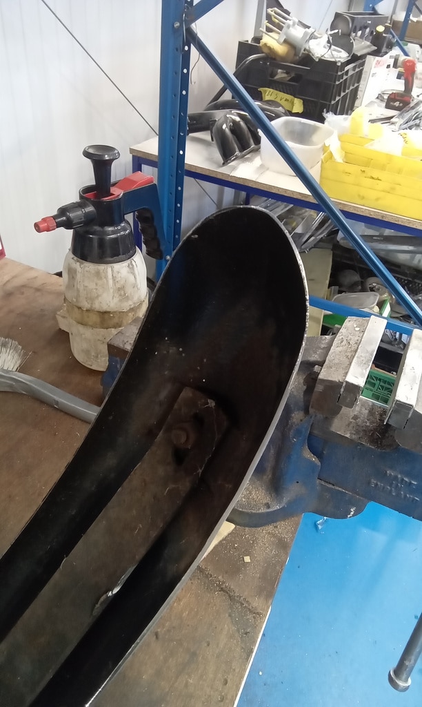 090726 1958 Rover 90 Chromework and Trims Removed and Catalogued 49