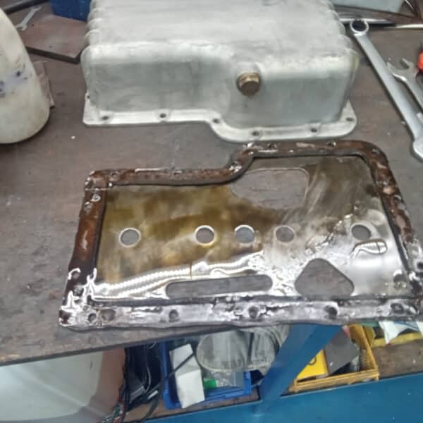090726 1962 Lotus Elite Oil Leaks 2