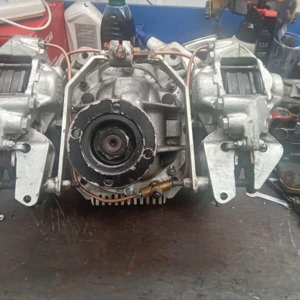 090726 1962 Lotus Elite Oil Leaks 4