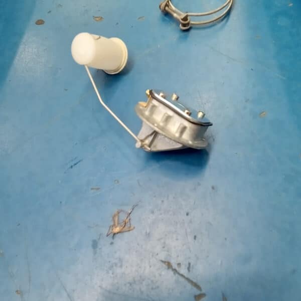 090726 1967 Austin Healey 3000 New Tank Prep
