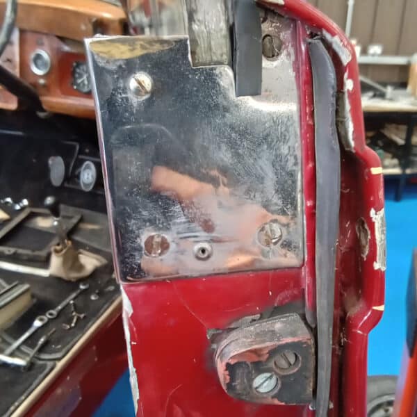 140726 1952 Bentley MkVI Drophead Drivers Door Panel and Internals 2