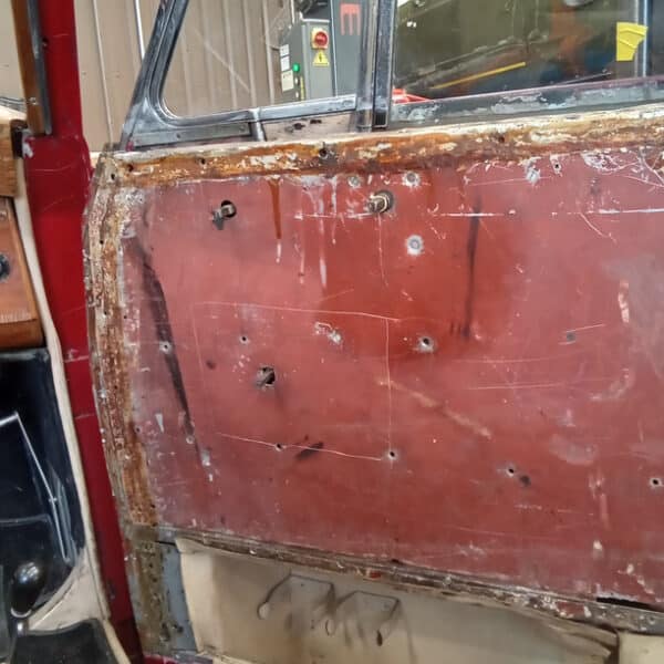 140726 1952 Bentley MkVI Drophead Drivers Door Panel and Internals 8