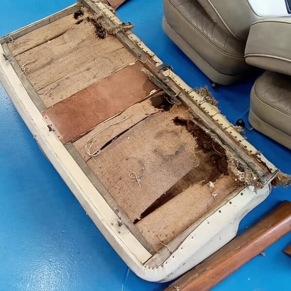 140726 1952 Bentley MkVI Drophead Front and Rear Seats Removed 4