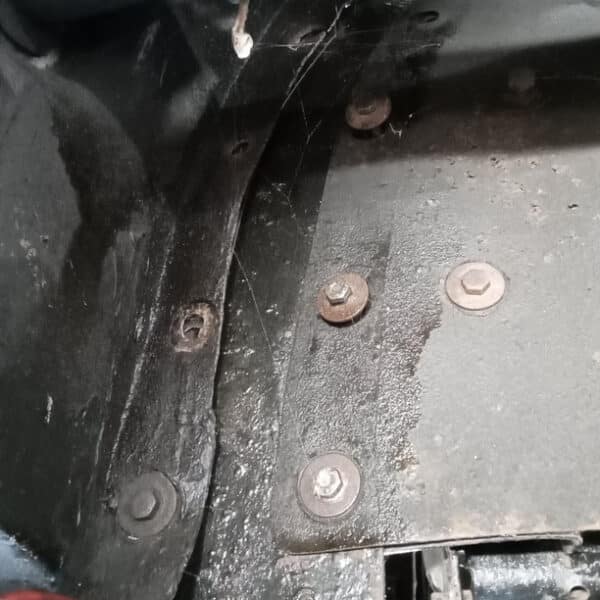 140726 1952 Bentley MkVI Drophead Grill Bolts Missing 3