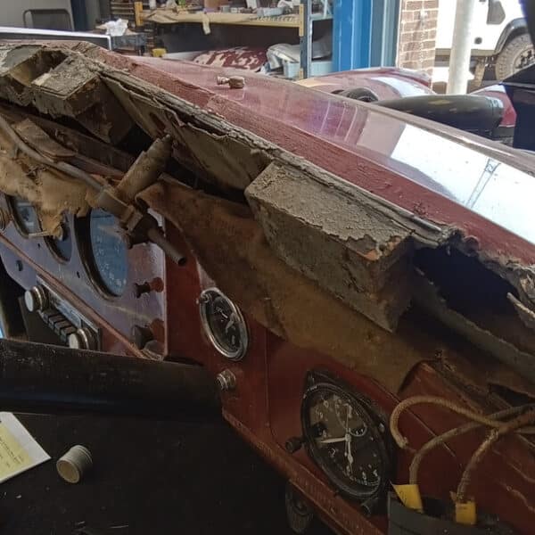 140726 1952 Bentley MkVI Drophead Windscreen Removed 2