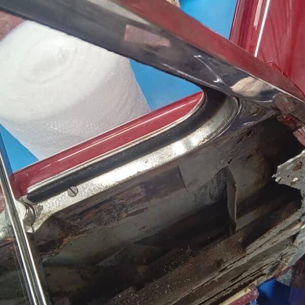 150726 1952 Bentley MkVI Drophead NS Door Teardown Photos 12