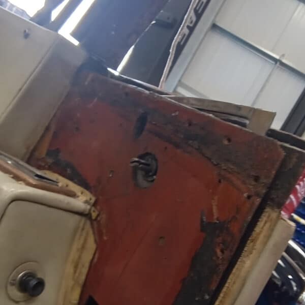 150726 1952 Bentley MkVI Drophead NS Door Teardown Photos 35
