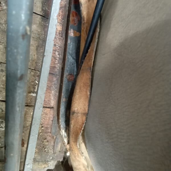 160726 1952 Bentley MkVI Drophead Interior Panels Removal 9