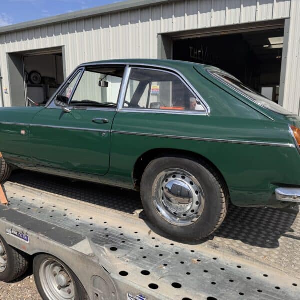 160726 1968 MG BGT Green 2