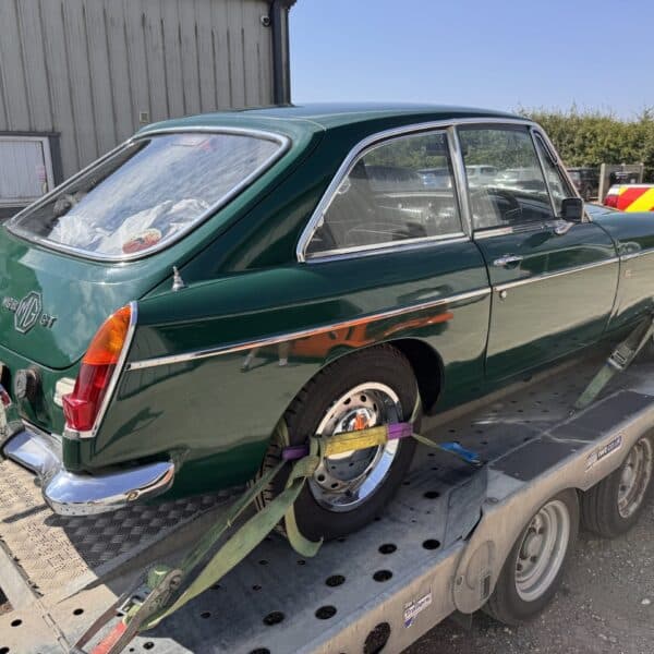 160726 1968 MG BGT Green 4
