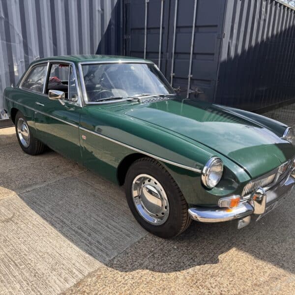 160726 1968 MG BGT Green 6