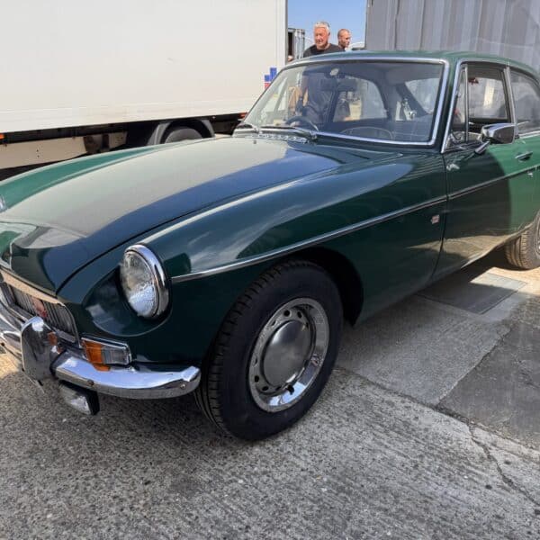 160726 1968 MG BGT Green 8