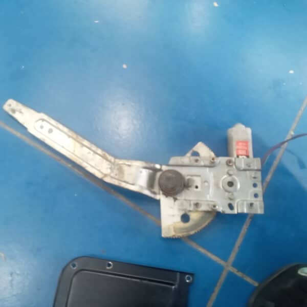 170726 1990 Jaguar XJS Window Fault 6