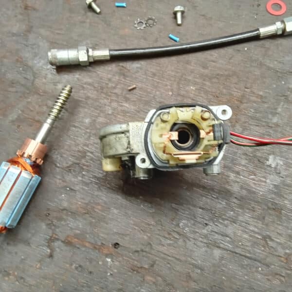 170726 1990 Jaguar XJS Window Fault