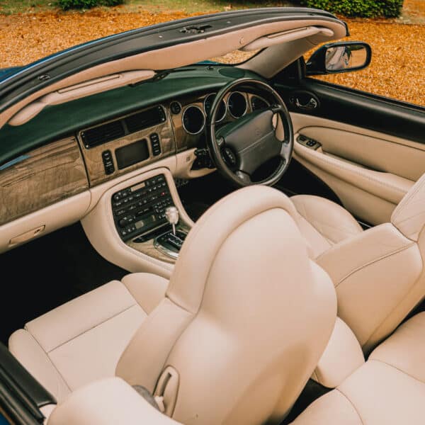 2004 Jaguar XKR Product Photos 12