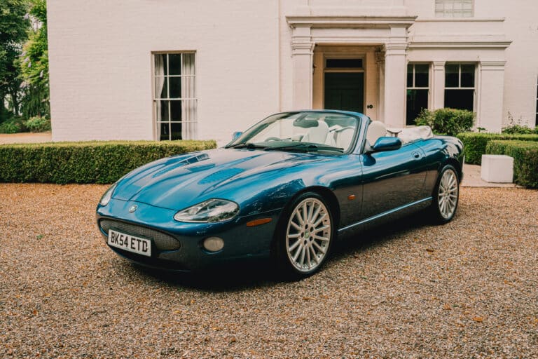2004 Jaguar XKR Product Photos 4