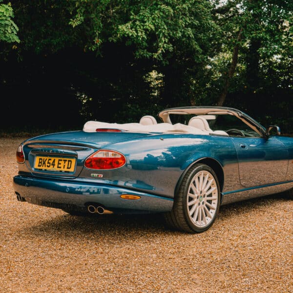 2004 Jaguar XKR Product Photos 9